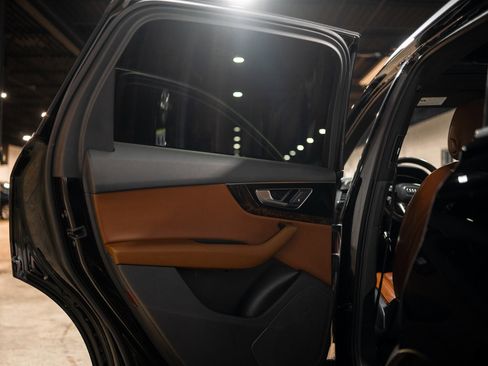 Used 2019 Audi Q7 3.0T Premium w/ Convenience Package image 31