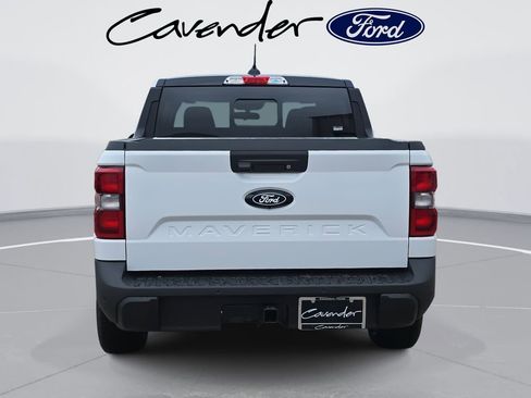 New 2026 Ford Maverick Lariat w/ Black Appearance Package image 13