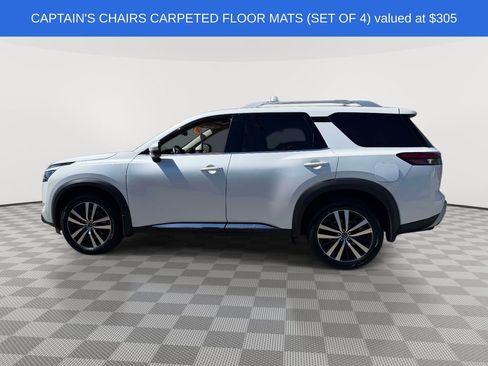 Used 2025 Nissan Pathfinder Platinum AWD/4WD image 5