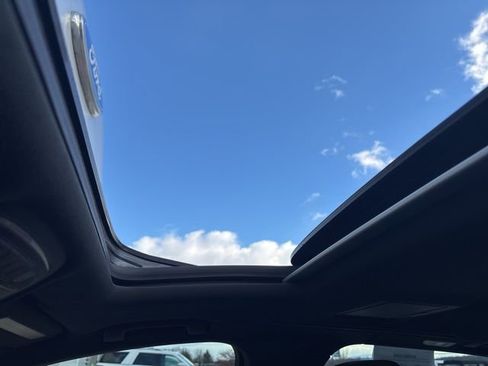 Used 2013 Audi A8 L 3.0T w/ Comfort Pkg image 15