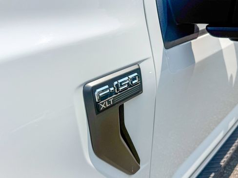 Certified 2022 Ford F150 XLT w/ Equipment Group 302A High AWD/4WD image 4