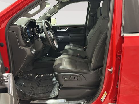 Used 2022 GMC Sierra 1500 SLE image 9