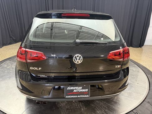 Used 2015 Volkswagen Golf SE image 8