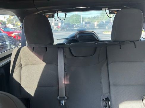 Used 2023 Jeep Wrangler Sport image 21