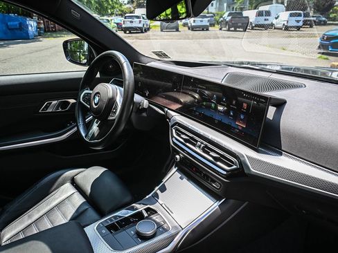 Used 2023 BMW M340i xDrive AWD/4WD image 18