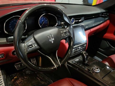 Used 2017 Maserati Quattroporte GTS GranSport RWD image 15