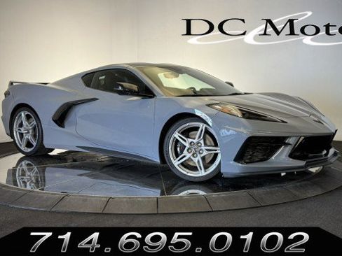 Used 2024 Chevrolet Corvette Stingray Premium Cpe w/ Z51 Performance Package RWD image 1