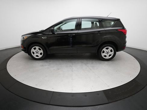 Used 2019 Ford Escape S image 22