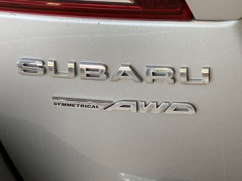 Used 2016 Subaru Outback 2.5i Limited AWD/4WD image 11