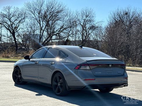 Used 2023 Honda Accord Sport image 5