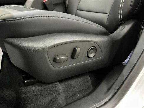 New 2026 GMC Acadia Elevation w/ Elevation Premium Package AWD/4WD image 25