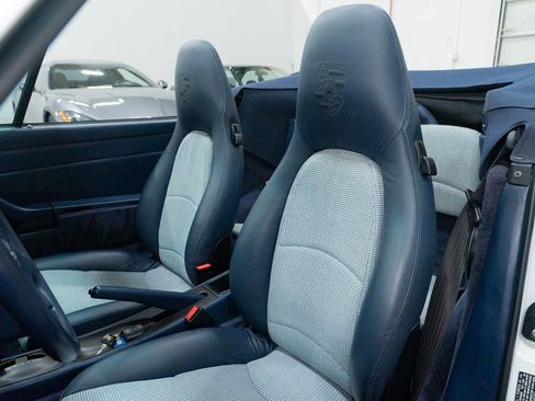 Used 1997 Porsche 911 Cabriolet image 20