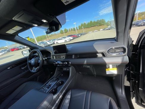 New 2025 Honda Pilot TrailSport image 11