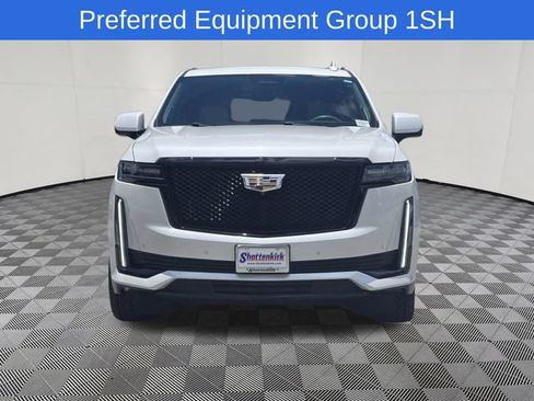 Used 2024 Cadillac Escalade ESV Sport Platinum AWD/4WD image 2