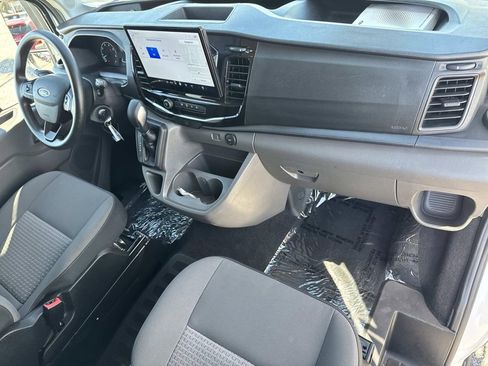 Used 2024 Ford Transit 350 XLT image 29