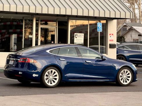 Used 2016 Tesla Model S 75 image 8