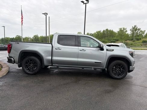 Used 2025 GMC Sierra 1500 Elevation AWD/4WD image 6