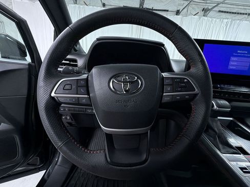 Certified 2025 Toyota Sienna XSE w/ XSE Plus Package AWD/4WD image 19