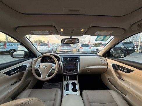 Used 2016 Nissan Altima 2.5 SL w/ 2.5 Technology w/LED Package image 7