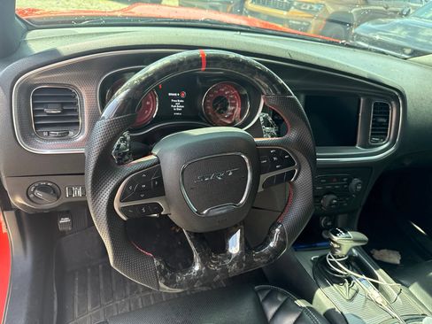 Used 2018 Dodge Charger SRT Hellcat RWD image 10