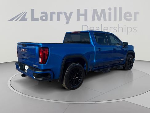 Used 2022 GMC Sierra 1500 Elevation RWD image 5