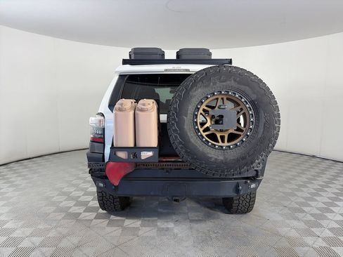 Used 2019 Toyota 4Runner TRD Off-Road Premium AWD/4WD image 6