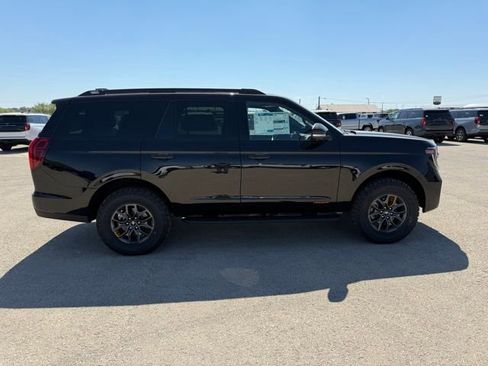 New 2025 Ford Expedition Tremor image 9