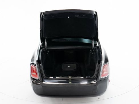 Certified 2024 Rolls-Royce Phantom Sedan w/ The Phantom Package image 55