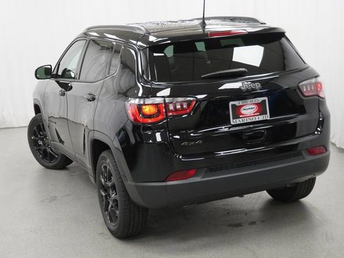 New 2026 Jeep Compass Latitude AWD/4WD image 11