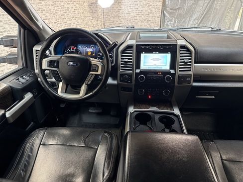 Used 2017 Ford F250 Lariat w/ Lariat Value Package image 15