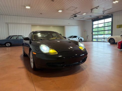 Used 2001 Porsche 911 Carrera 4 AWD/4WD image 8