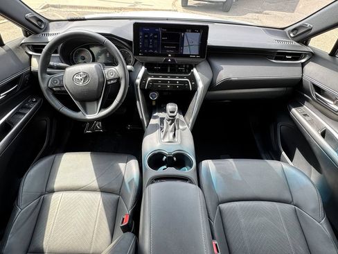 Used 2021 Toyota Venza XLE w/ Softex Package AWD/4WD image 29