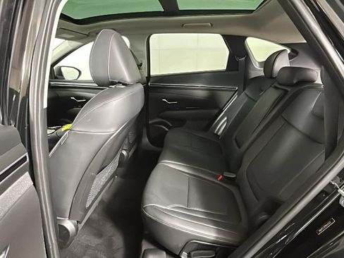 Certified 2024 Hyundai Tucson Limited AWD/4WD image 33