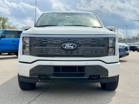 New 2025 Ford F150 Lightning Platinum AWD/4WD image 3