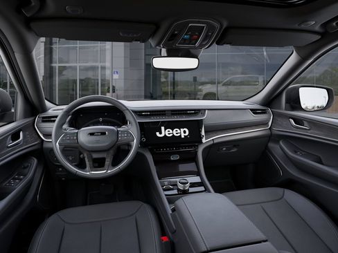 New 2026 Jeep Grand Cherokee Limited image 14