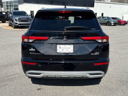 Used 2023 Mitsubishi Outlander SEL image 6