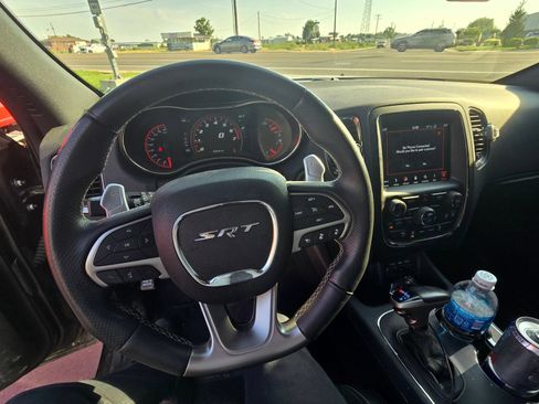 Used 2018 Dodge Durango SRT w/ Technology Group AWD/4WD image 6