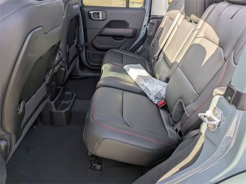 New 2026 Jeep Wrangler Unlimited Rubicon image 35