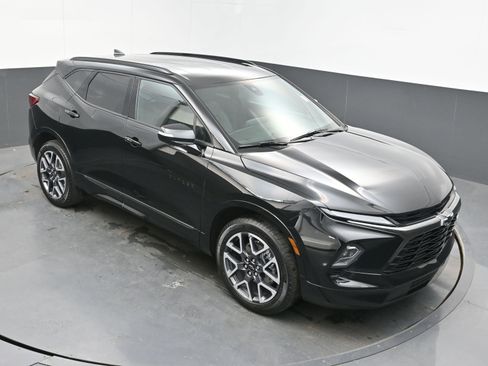 Used 2025 Chevrolet Blazer RS FWD image 33
