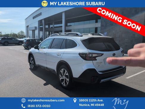 Used 2020 Subaru Outback Touring w/ Popular Package #2 AWD/4WD image 7