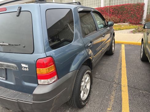 Used 2005 Ford Escape XLT image 18