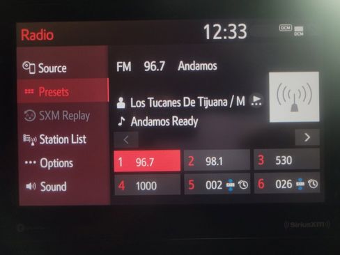 Used 2022 Toyota Corolla LE FWD image 25