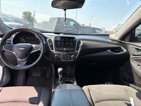 Used 2023 Chevrolet Malibu LT FWD image 14