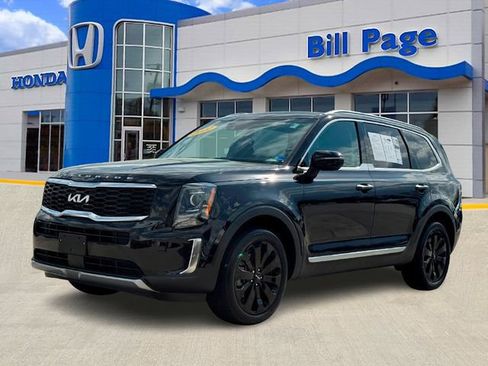 Used 2022 Kia Telluride S AWD/4WD image 2