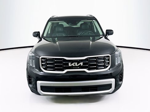 Used 2025 Kia Telluride S FWD image 2