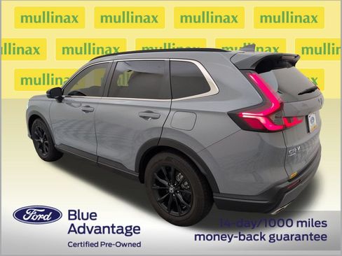 Used 2025 Honda CR-V Sport-L image 9