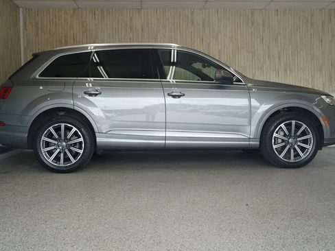 Used 2017 Audi Q7 3.0T Premium Plus AWD/4WD image 6