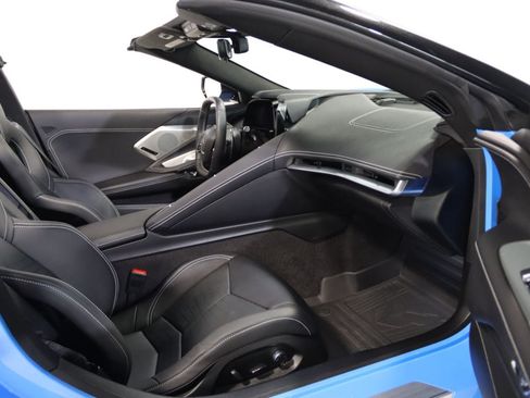 Used 2023 Chevrolet Corvette Stingray Preferred Conv w/ Battery Protection Package RWD image 60