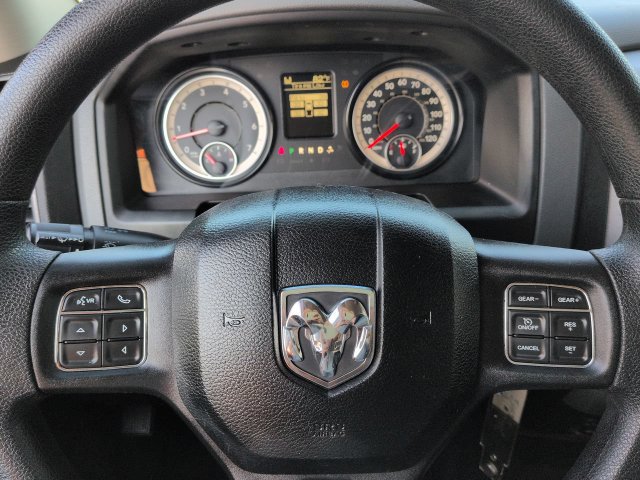 Used 2017 RAM 1500 Express RWD image 27
