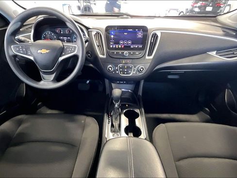 Used 2024 Chevrolet Malibu LT FWD image 6